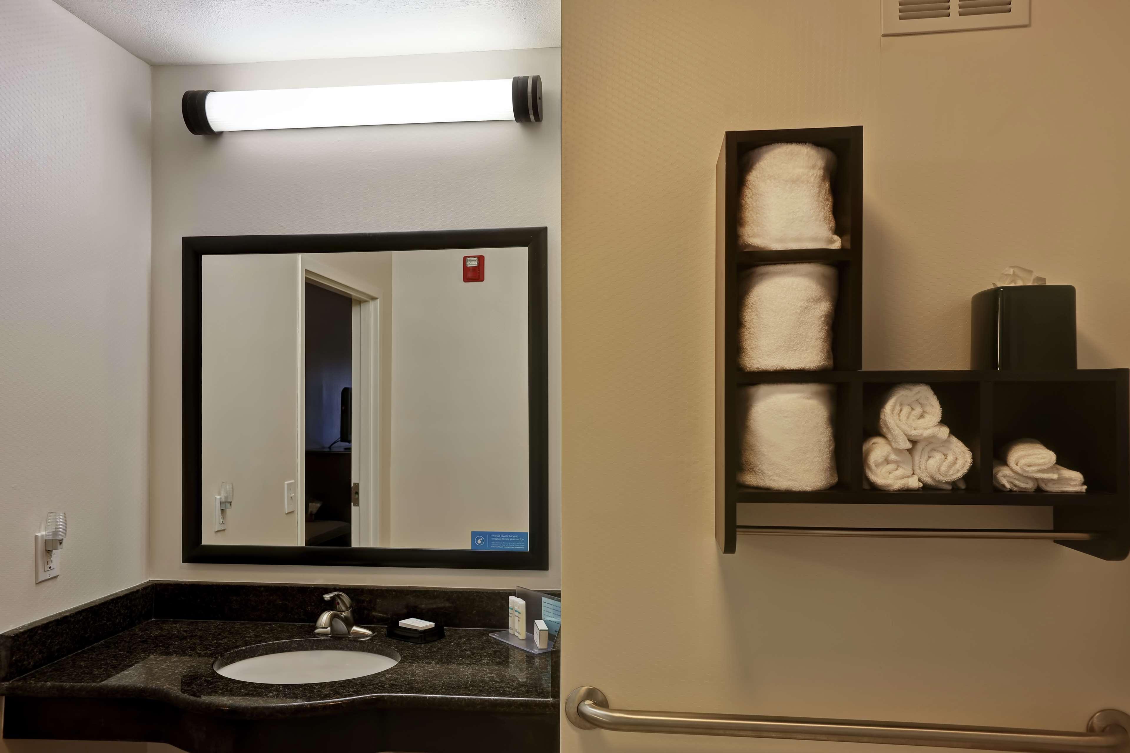 Hampton Inn Atlanta-Woodstock Eksteriør bilde