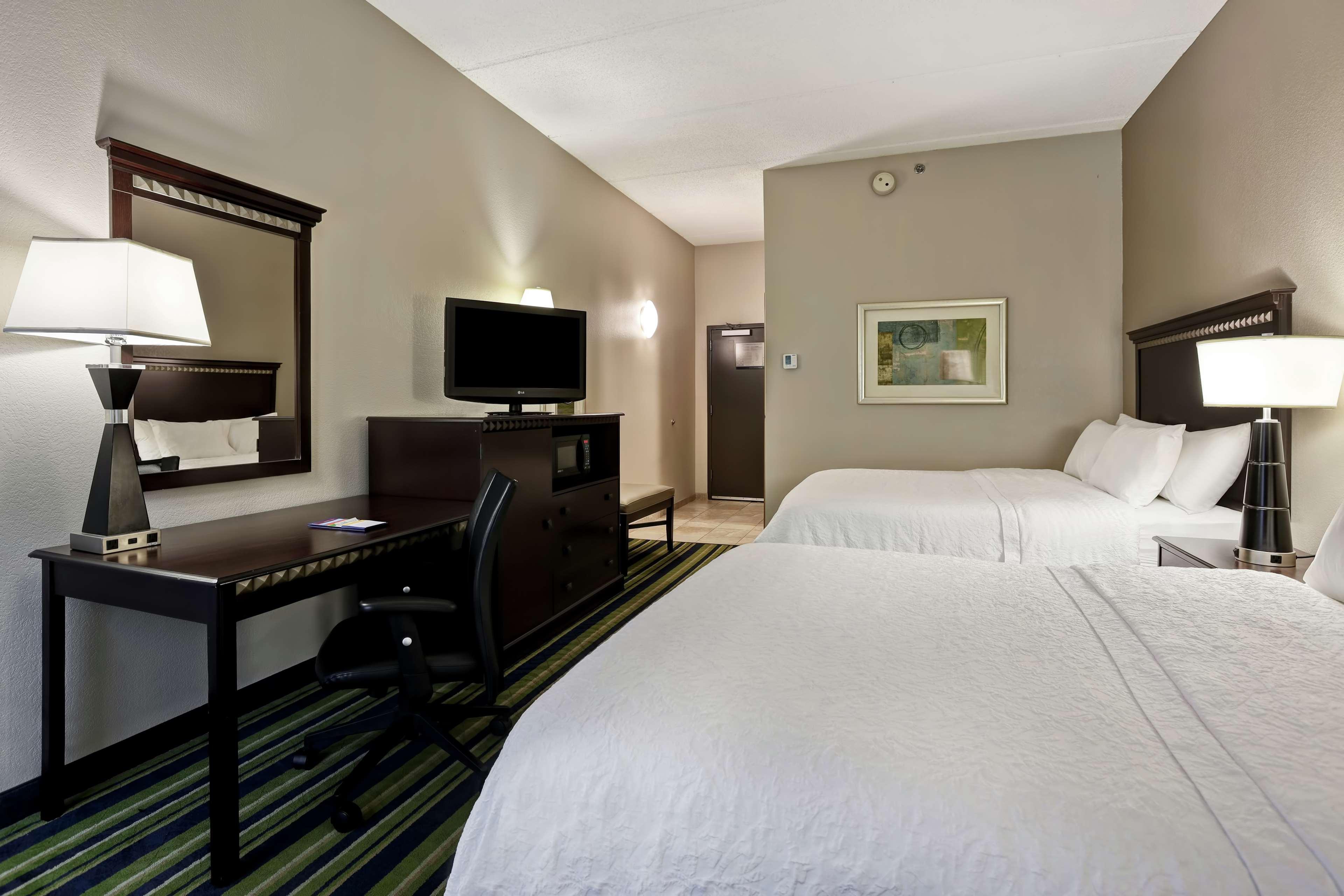 Hampton Inn Atlanta-Woodstock Eksteriør bilde
