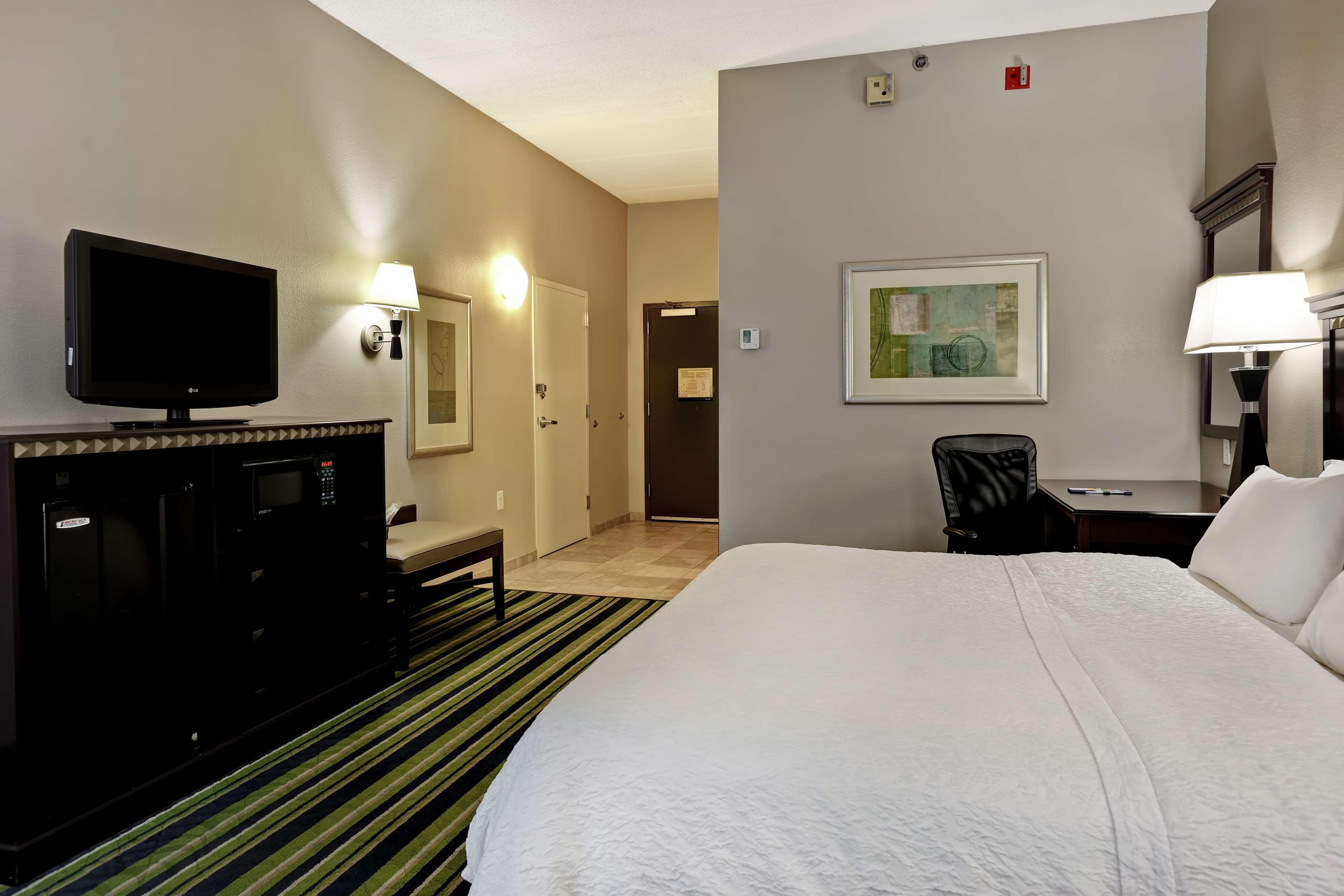 Hampton Inn Atlanta-Woodstock Eksteriør bilde