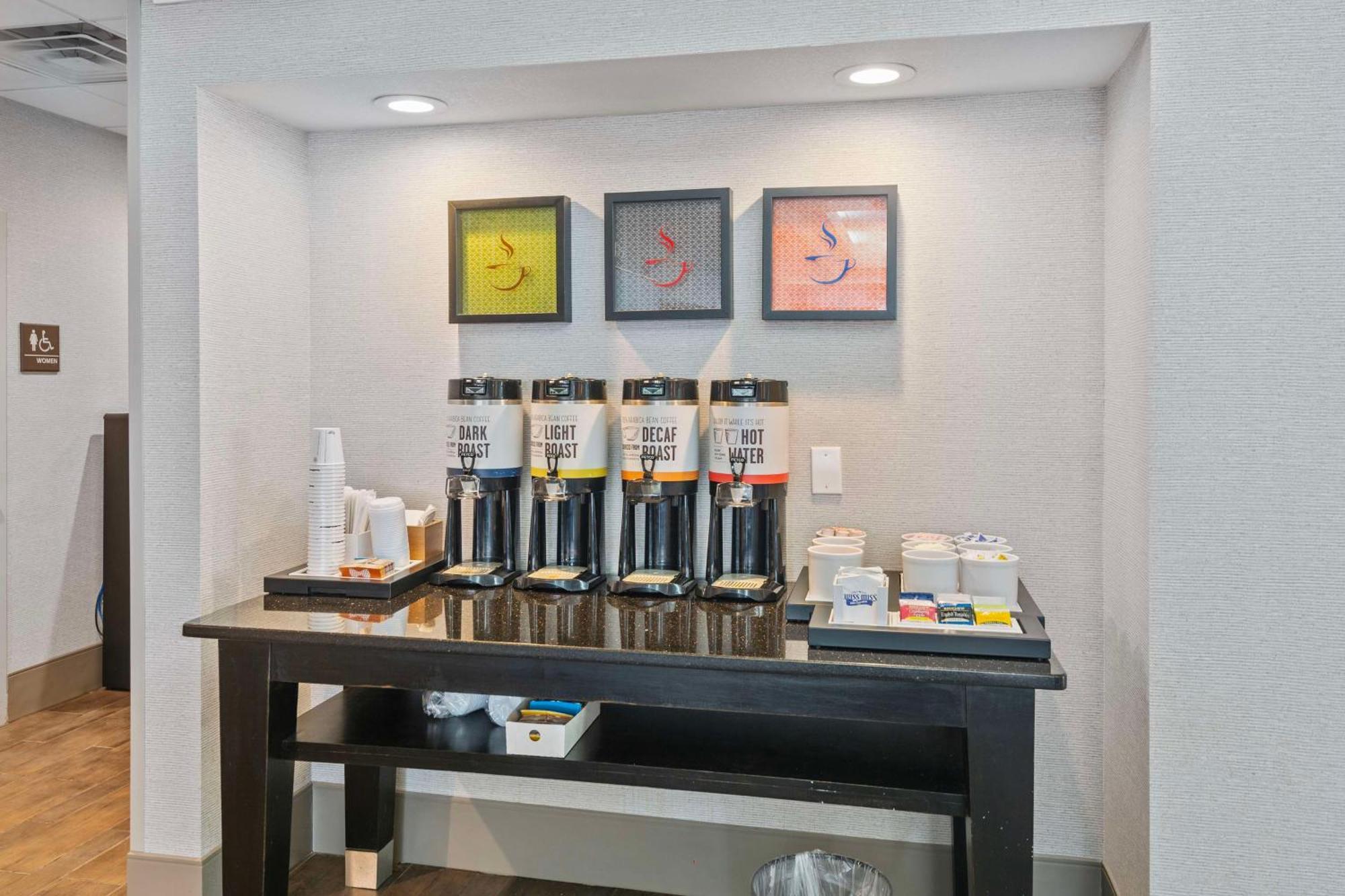 Hampton Inn Atlanta-Woodstock Eksteriør bilde